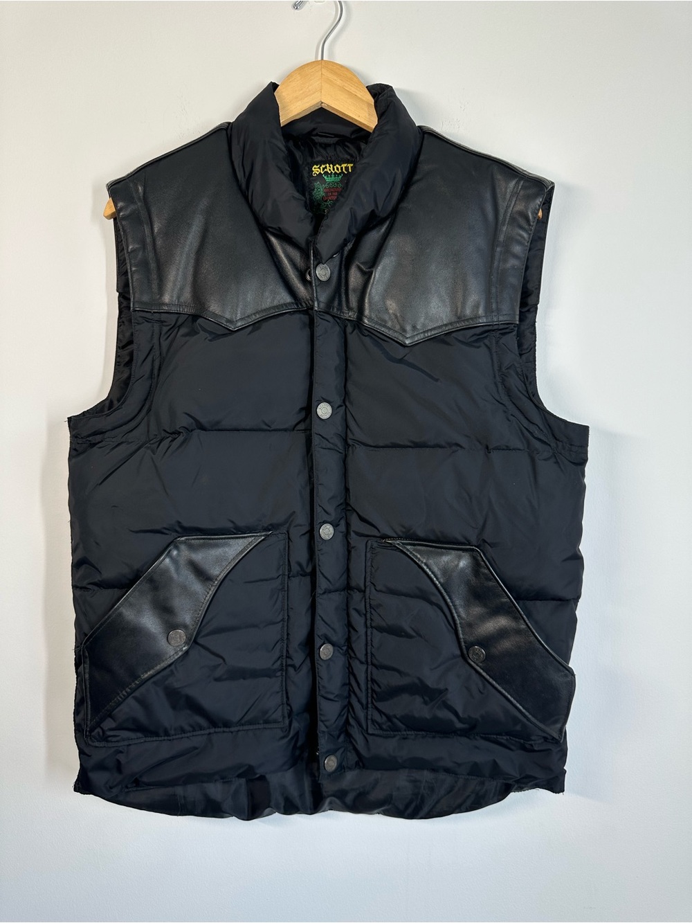 Schott Black Leather Yoke Puffer Vest – Size Medium